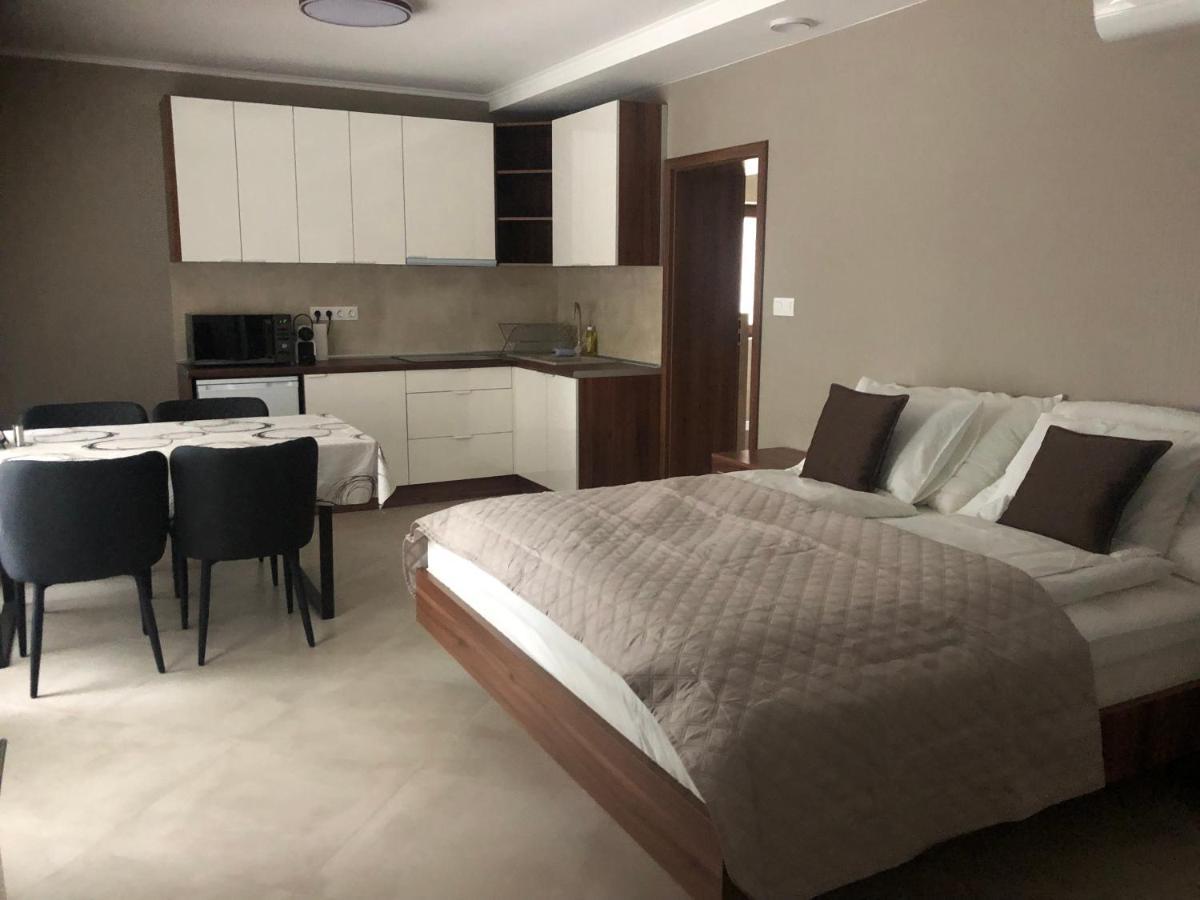 Second Home Apartments Miskolctapolca Ngoại thất bức ảnh